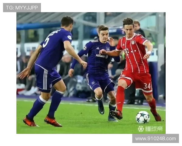 哈维西蒙斯的崛起之路：从青训新星到足球场上的闪耀明星